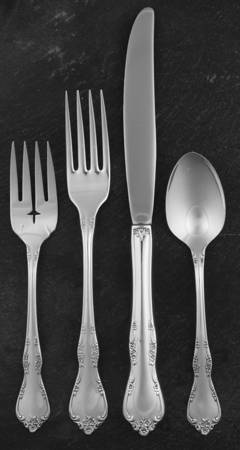 Fredericksburg (Silverplate, 1968) 4 Piece Place Setting