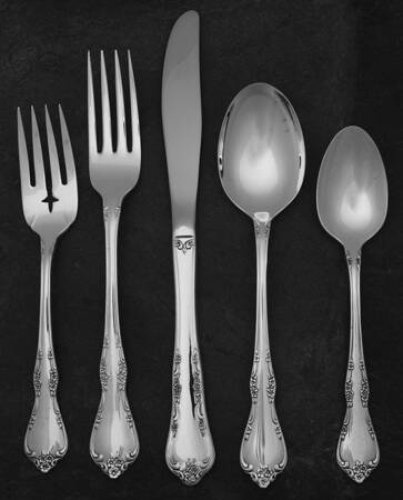 Fredericksburg (Silverplate, 1968) 40  Piece Estate Set