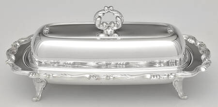 Georgian Scroll (Silverplate, Hollowware) 1/4 Pound Covered Butter & Liner