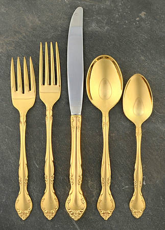 Golden Affection (Gold Electroplate) 5 Piece Place Setting
