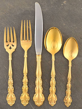 Gold Beethoven (Gold Electroplate) 5 Piece Place Setting