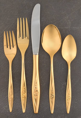 Golden Lasting Rose (Gold Electroplate) 5 Piece Place Setting