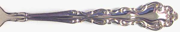 Golden Modern Baroque (Gold Electroplated) by Oneida Silver