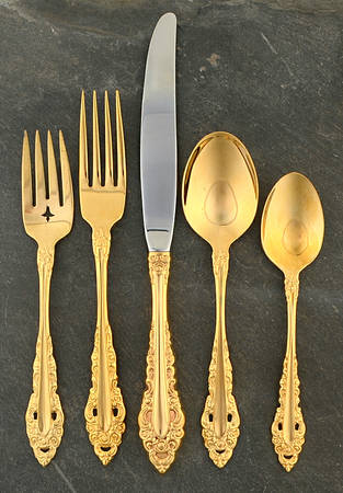 Golden Royal Grandeur (Gold Electroplate, 1975) 32 Piece Estate Set