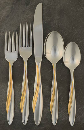 Golden Shoreline (Stainless, Gold Accent) 5 Piece Place Setting