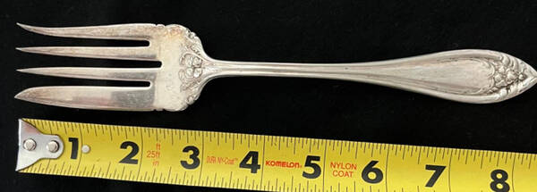 Greylock (Silverplate, 1910) Medium Solid Cold Meat Serving Fork