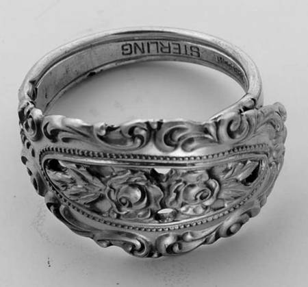 Grand Majesty (Sterling, 1976) Ring