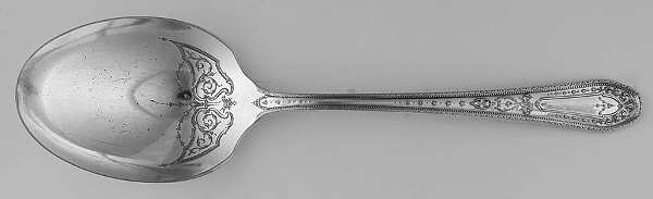 Hampton Court (Silverplate, 1926, Wreath) Preserve Spoon