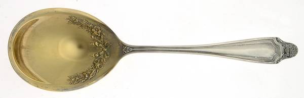 Hawthorne (Silverplate, 1908) Medium Solid Berry/Casserole Spoon