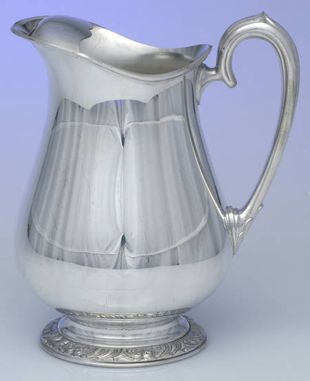 Henley (Silverplate, Hollowware) Plated Water Pitcher with Ice Lip