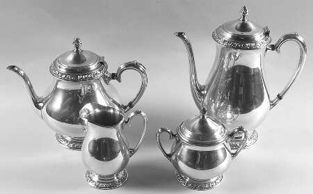 Henley (Silverplate, Hollowware) (4 Piece) Silverplate Tea Set