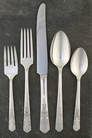 Jasmine (Silverplate, 1939) 5 Piece Place Setting
