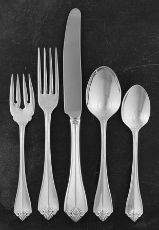King James (Silverplate, 1985) 5 Piece Place Setting