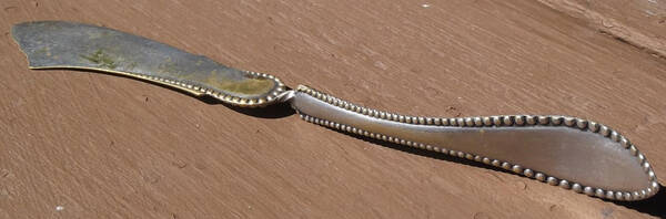 Leota (Silverplate, 1912) Flat Twisted Handle Master Butter Knife