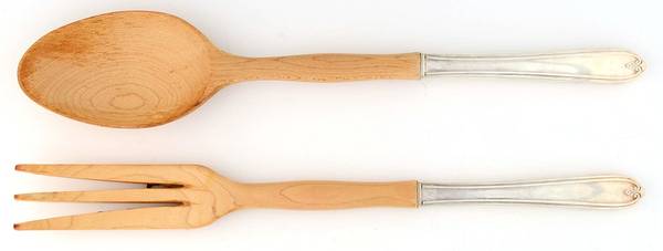 Longchamps-Chaumont (Silverplate-1935) Wooden Bowl 2-Piece Salad Set
