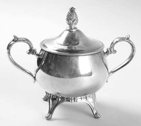 Silverplate Hollowware Sugar Bowl & Lid