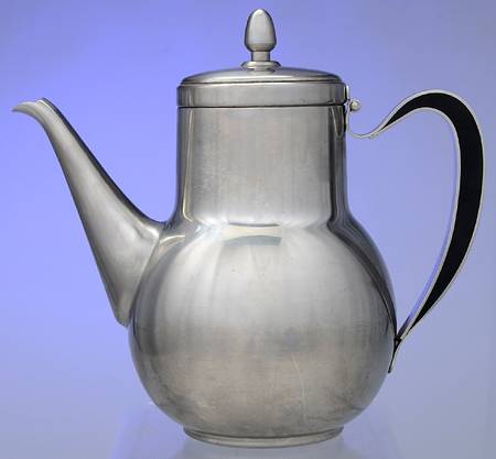 Stainless Hollowware by Oneida Silver