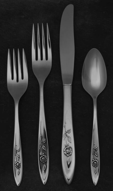 My Rose (Stainless) 4 Piece Place Setting