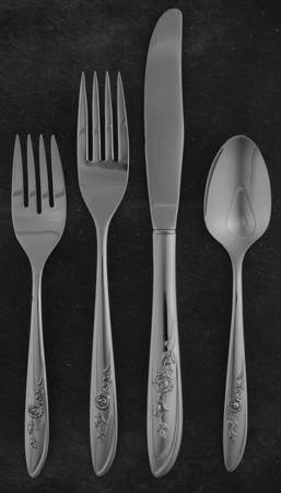 New Era (Stainless, Deluxe, Roses) 4 Piece Place Setting