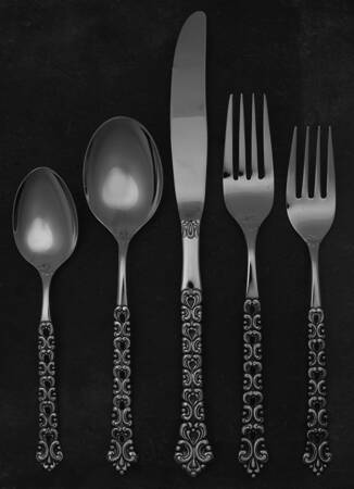 Old Baroque (Stainless) 5 Piece Place Setting