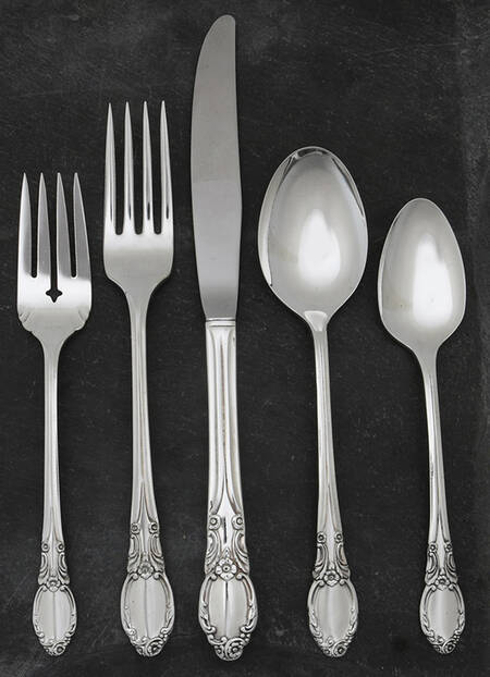 Park Lane-Chatelaine-Dowry (Silverplate) 5 Piece Place Setting