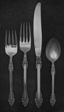 Rembrandt (Stainless, Glossy) 4 Piece Place Setting