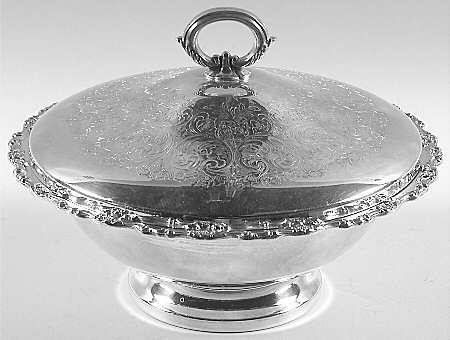 Royal Provincial (Silverplate, Hollowware) Plated Round Covered Vegetable Bowl