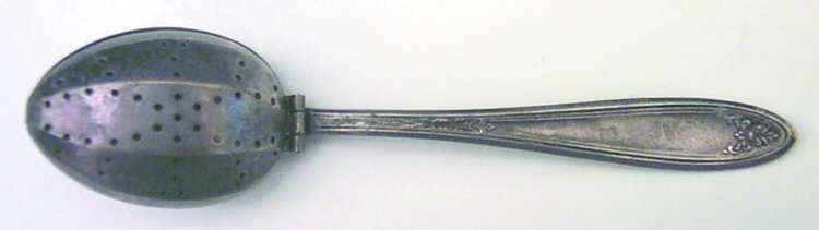 Roxbury (Silverplate, 1923) Solid Individual Tea Ball Spoon