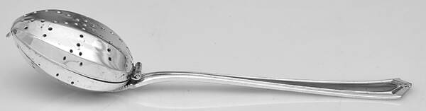 Salem (Silverplate, 1915) Solid Individual Overcup Tea Strainer