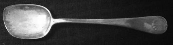 Shell (Silverplate, 1918) Large Solid Jelly Server