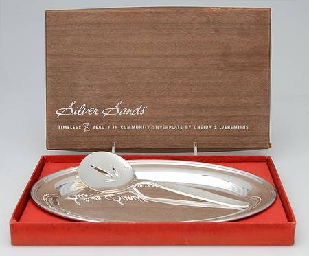 Silver Sands (Silverplate, 1966) 2 Piece Cranberry Serving Set with Box