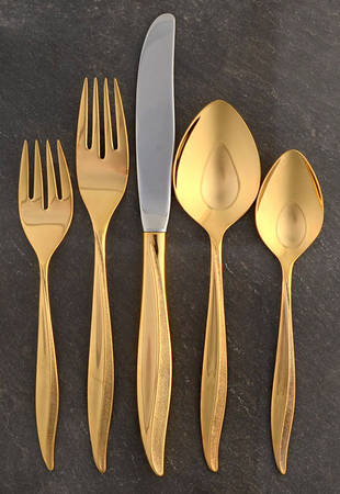 Textura Gold (Gold Electroplate) 5 Piece Place Setting