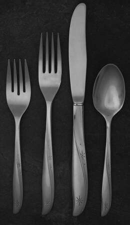 Twin Star (Stainless) 4 Piece Place Setting by Oneida Silver