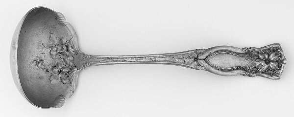 Violet (Silverplate, 1905-1912, 1881-Wm A Rogers) Solid Gravy Ladle