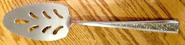 ORL39 (STAINLESS) Pierced All Stainless Pie Server