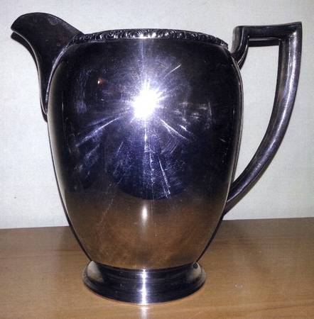 Berwick (Silverplate Hollowware) Silverplate Water Pitcher