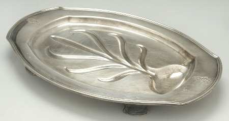 Bird of Paradise (Silverplate, 1923, Hollowware) Large Plated Footed Meat Platter with Well