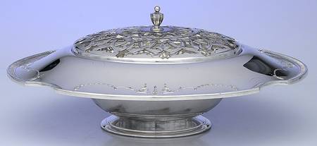 Grosvenor (Silverplate, Hollowware) 13" Round Footed Centerpiece with Frog