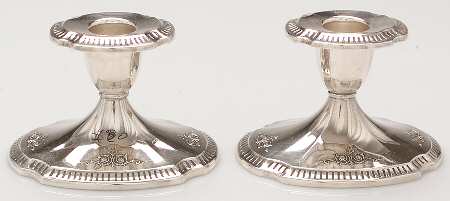 Grosvenor (Silverplate, Hollowware) Pair of 2" Console Candleholders
