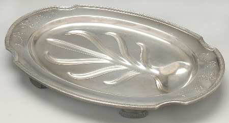 Grosvenor (Silverplate, Hollowware) Small Plated Footed Meat Platter with Well