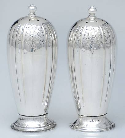 Paul Revere (Silverplate, Hollowware) Salt and Pepper Set