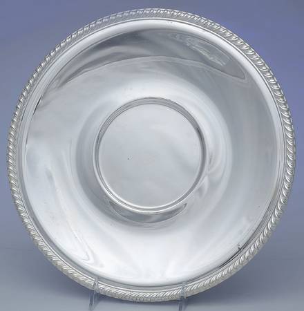Cheshire (Silverplate, 1925, Hollowware) 12" Sandwich Plate
