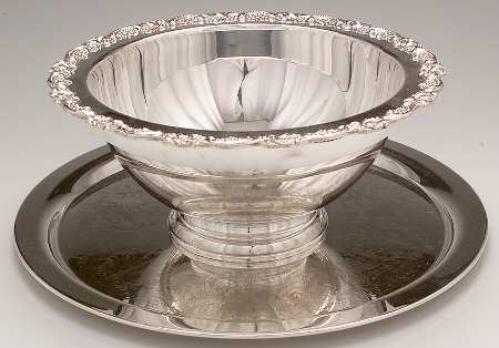 Du Maurier (Silverplate, Hollowware) Punch Bowl and Tray