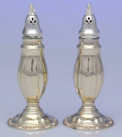 Du Maurier (Silverplate, Hollowware) Salt and Pepper Set