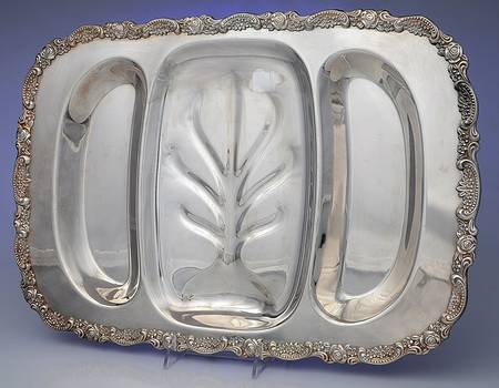 Du Maurier (Silverplate, Hollowware) Large Plated Footed Meat Platter with Well