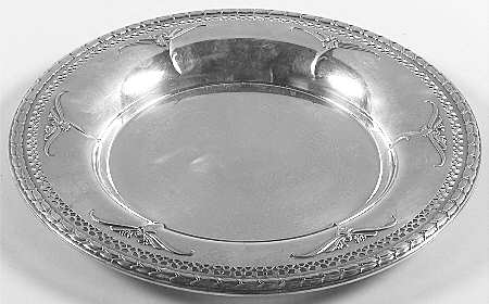 Fantasy (Silverplate, 1941, Hollowware) 11" Sandwich Plate