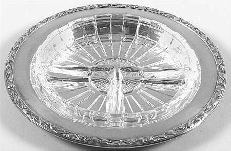 Meadowbrook (Silverplate, 1936, Hollowware) 3 Part Glass Relish with Silver Base