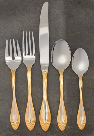 Golden Heiress (Gold Accent) 5 Piece Place Setting