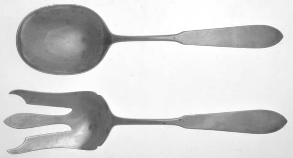Pointed Antique (Sterling, 1956) (2 Pc) Solid Salad Set