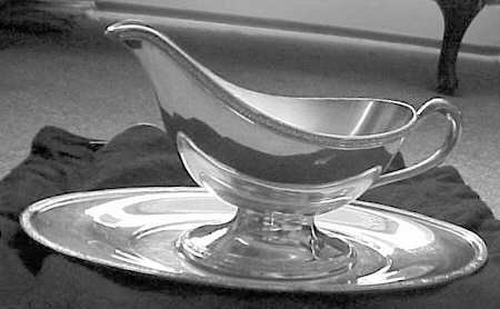 Ashby (Silverplate, Hollowware) Plated Gravy Boat & Underplate